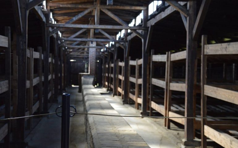 (PHOTOGALLERY) Per non dimenticare: le foto del campo di concentramento di Auschwitz-Birkenau