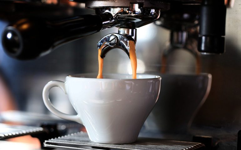 caffe-cappuccino-espresso-bar