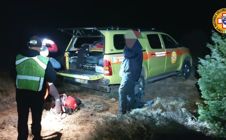 Tratti in salvo due escursionisti dispersi nel Supramonte