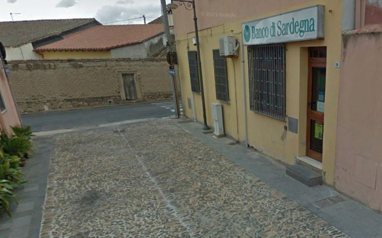 Il Banco di Sardegna chiude 17 filiali: il Consiglio Regionale si schiera con sindaci e Comunità