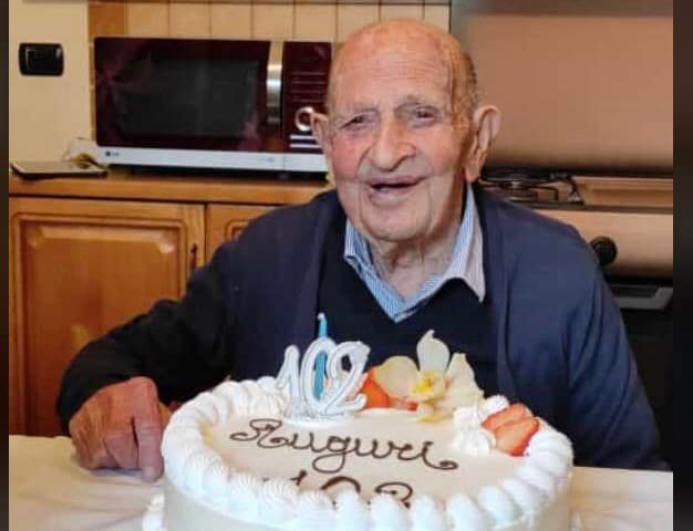 Ogliastra terra di longevità, “tziu” Mario Firinu di Villagrande festeggia 102 anni