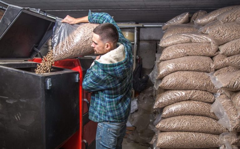 Ogliastra, corsa alle scorte da parte dei cittadini: pellet introvabile