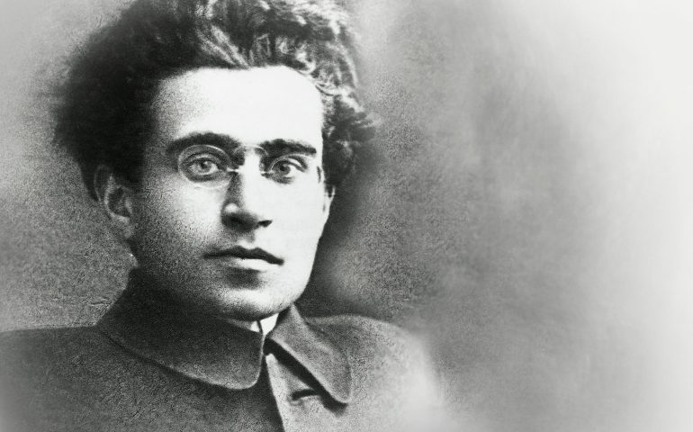 Gramsci sull’importanza della lingua sarda: “È bene che i bambini imparino il sardo”