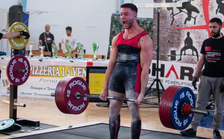 Power lifting, l’ogliastrino Stefano Nieddu riscrive la storia: nuovo record nazionale deadlift (Cat. -90 kg)