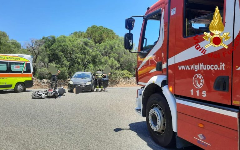 Sardegna, scontro tra una moto e un’auto sulla SS 125: ferito in elisoccorso all’ospedale