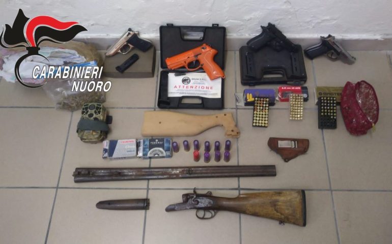 Ogliastra, rivenute armi e sostanze stupefacenti: tre persone denunciate