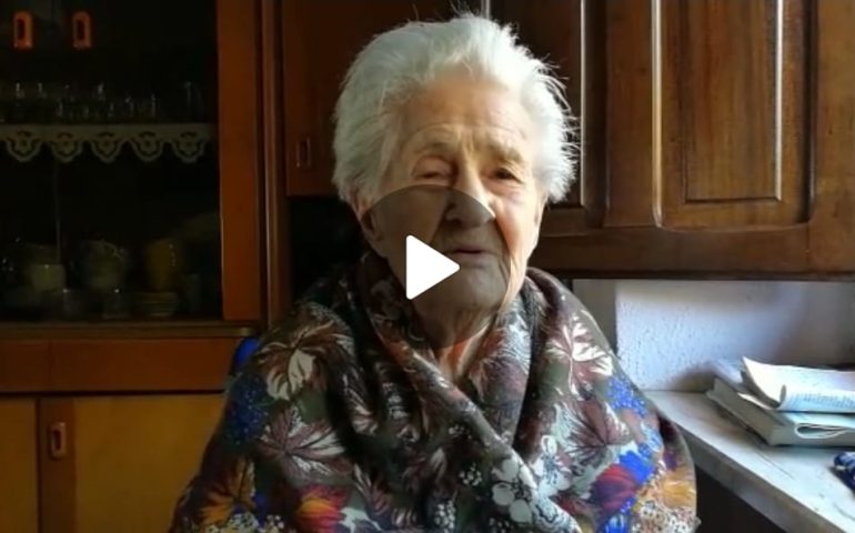 (VIDEO) Il segreto della longevità spiegato dalla centenaria villagrandese tzia Giulia Pisanu