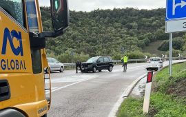 Ogliastra, scontro tra due auto sulla Statale 125: due feriti in ospedale