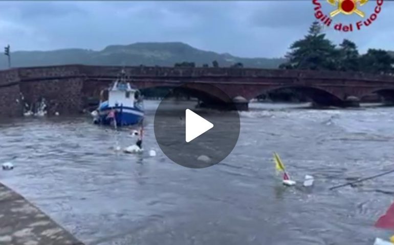 (FOTO) Maltempo in Sardegna, allagamenti e danni: preoccupa il livello del fiume Temo