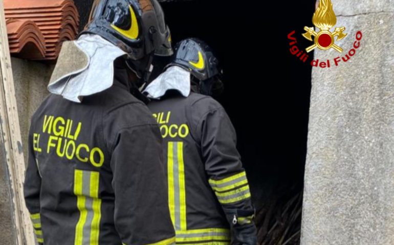 Le crolla addosso il balcone mentre stende i panni: la tragica fine dell’ogliastrina Anna Vacca