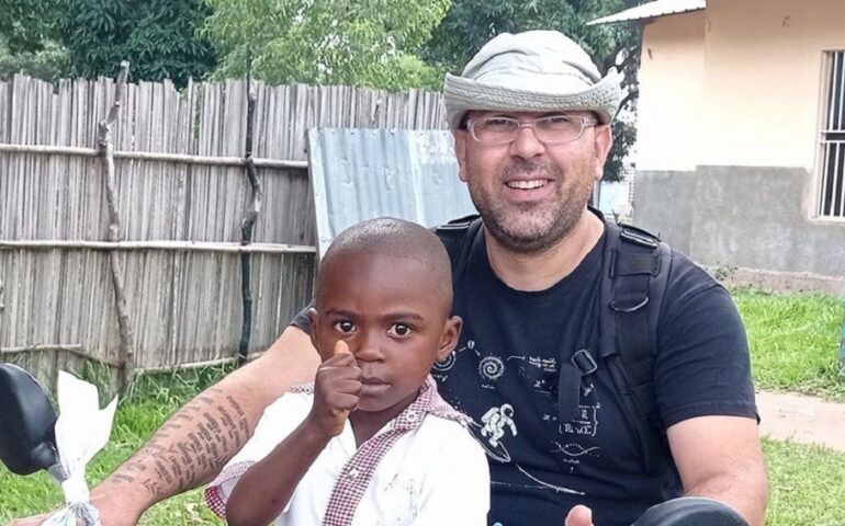 Christian Ferrante, dall’Ogliastra all’Africa per aiutare le comunità più povere: «Mi sento a casa»