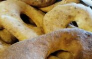 Conoscete il “Cola cola”? Si tratta di un pane sardo molto raro e assai gustoso