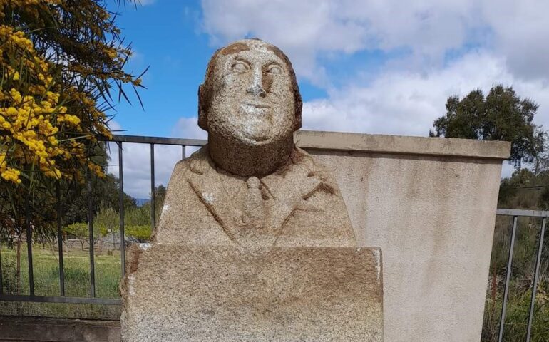 Tortolì, riaffiora dalla terra un monumento dedicato al dottor Antonio Scorcu