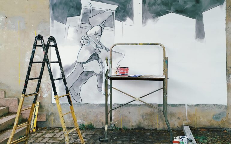 A Gairo Sant’Elena un nuovo murale dell’artista ogliastrino Antonio Aregoni