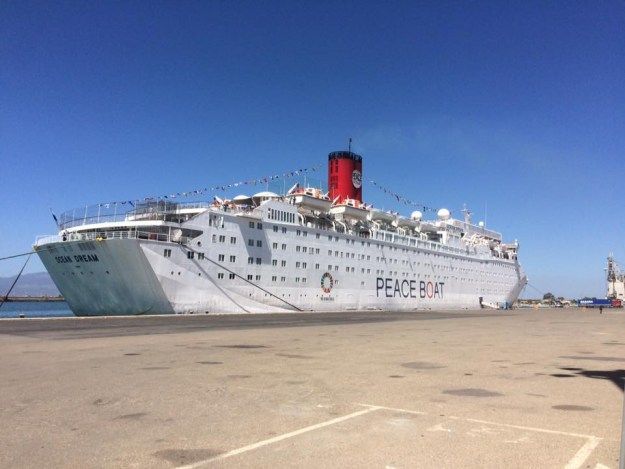 Arriva in Sardegna la Peace Boat: a bordo i sopravvissuti di Hiroshima e Nagasaki