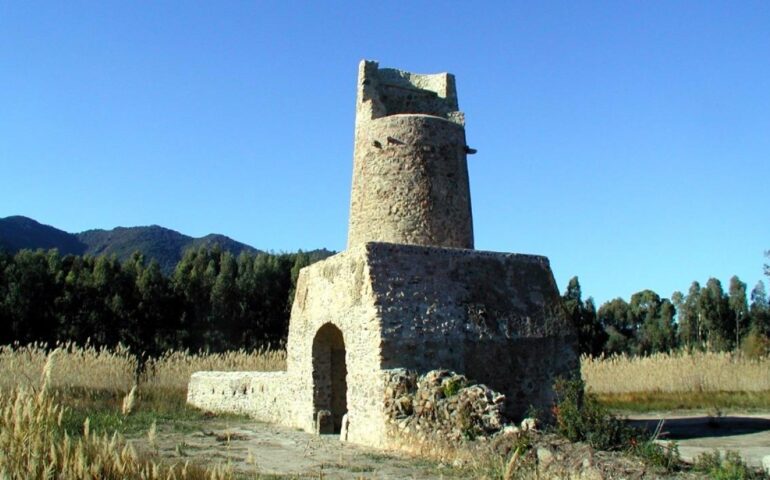 Sapete qual è e dove si trova la torre più strana di tutta la Sardegna?