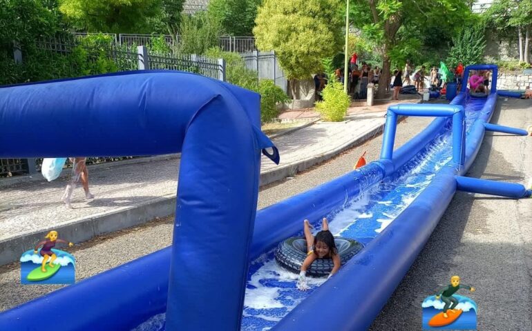 Desulo, “parco acquatico” per i bimbi del paese: iniziativa di due cittadini