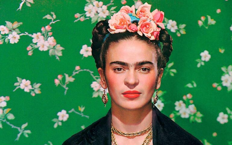 Frida Kahlo in Sardegna: a Bitti una bellissima mostra sull’eclettica e anticonformista artista messicana
