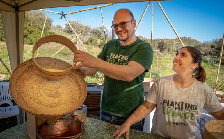 Due ogliastrini e il progetto salva-ambiente: Stefania, Salvatore e la Treeonfy creeranno l’Oasi delle Api