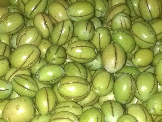 Olive verdi sarde confettate, la ricetta. Voi come le fate?