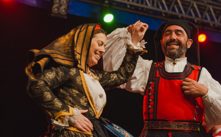 Natale in Folk a Tortolì il 29 e 30 dicembre: un viaggio emozionante nella storia e nelle tradizioni sarde