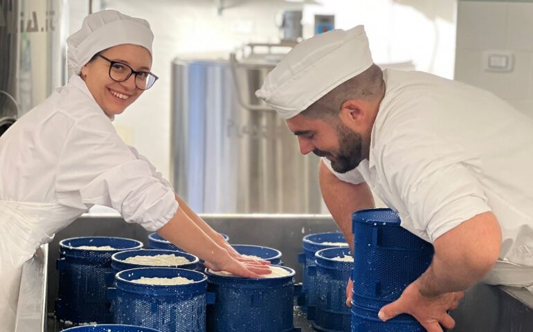 Galeotta fu una capretta: i foghesini Stefania e Giuseppe, che lasciano il lavoro per rincorrere la loro passione