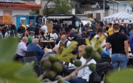 Pescatori bagnati, pescatori fortunati: ad Arbatax Lagune Aperte fa il pienone