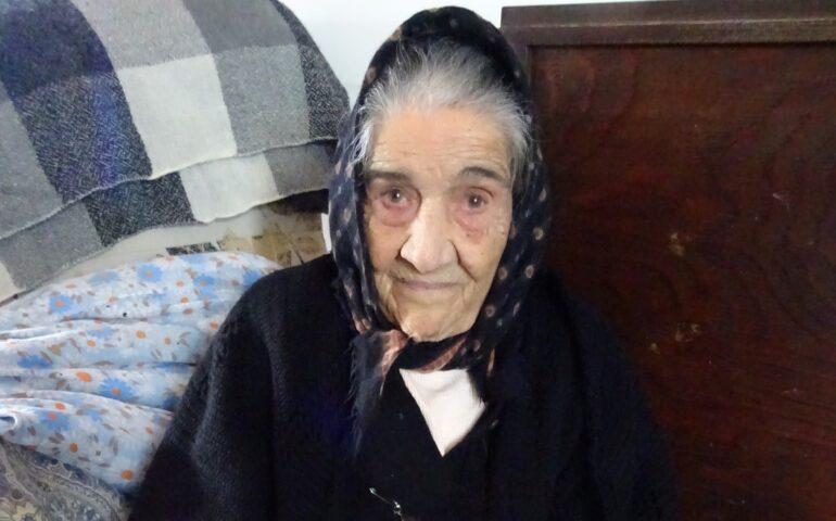 Tratalias piange la sua centenaria: addio a Tzia Mariuccia Manigas, 105 anni di storia e saggezza