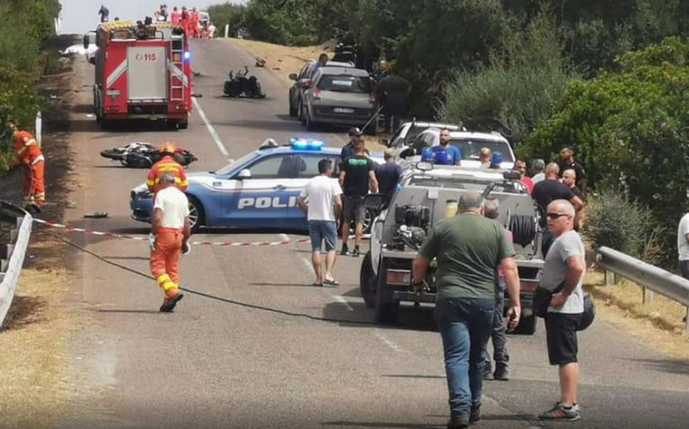 Tragico scontro a Paulilatino: muoiono tre giovani motociclisti. Altri due in ospedale
