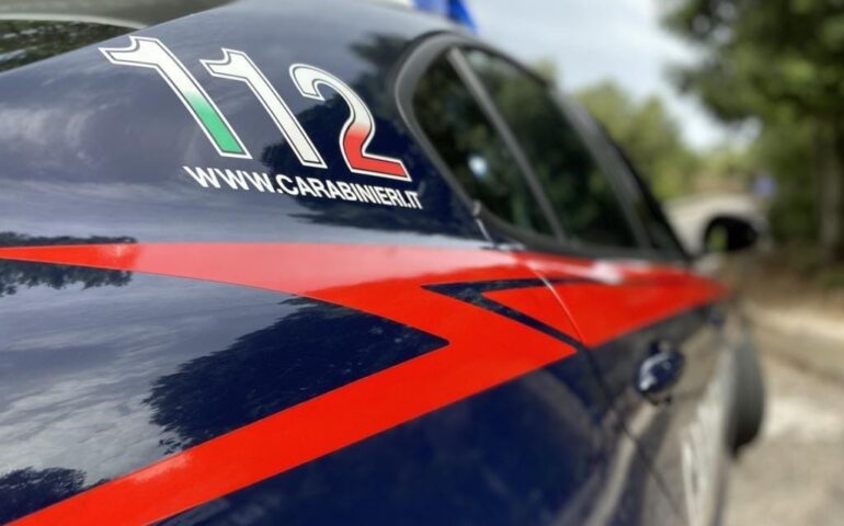 Nuoro, lite violenta tra vicini a colpi di bastone: uno dei due uomini è in Rianimazione