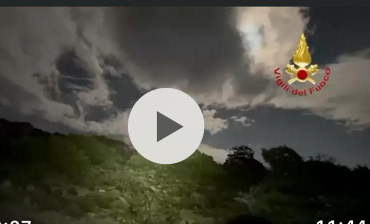 (VIDEO) Urzulei, soccorso notturno a Gorropu: turista salvato dai Vigili del Fuoco