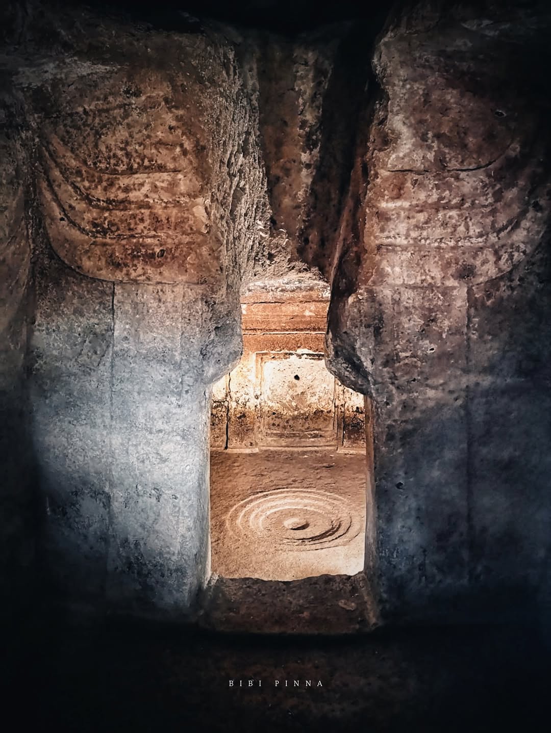 s'incantu domus de janas