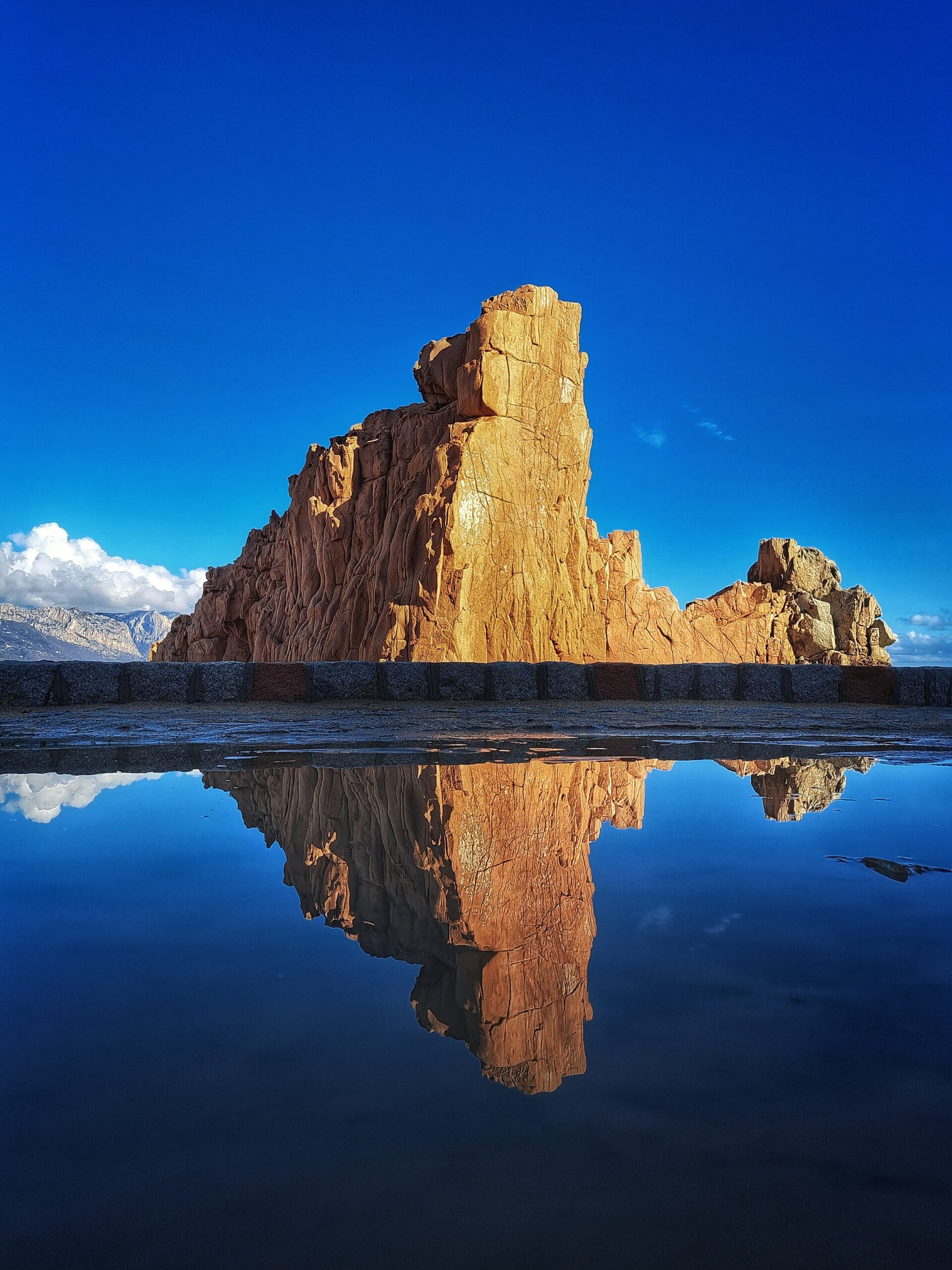 rocce rosse ad Arbatax