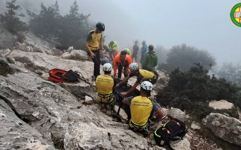 salvataggio di un turista a cala gonone
