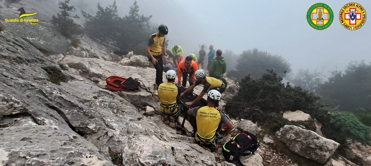 salvataggio di un turista a cala gonone