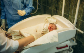 neonato ospedale reparto maternità envato
