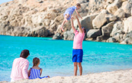 famiglia al mare envato