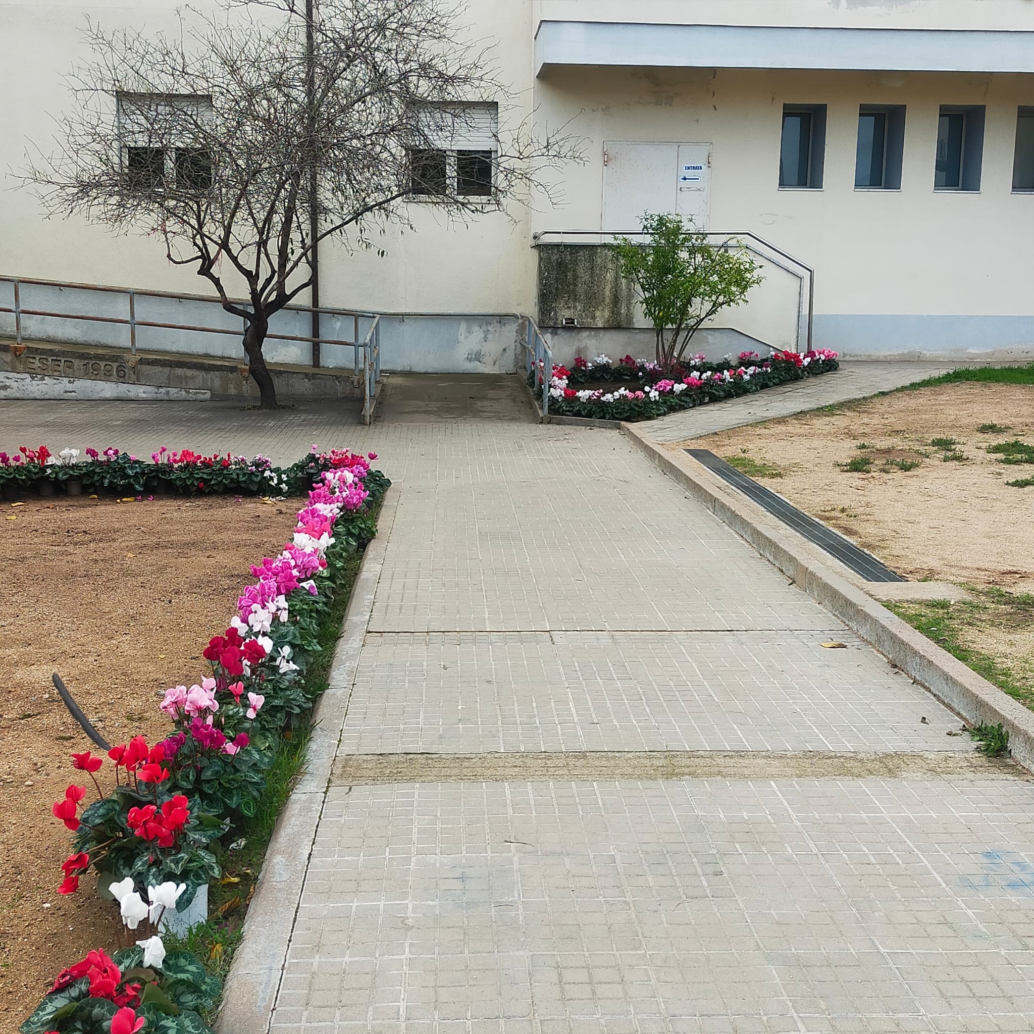 olbia, fiori per il piccolo gioele putzu