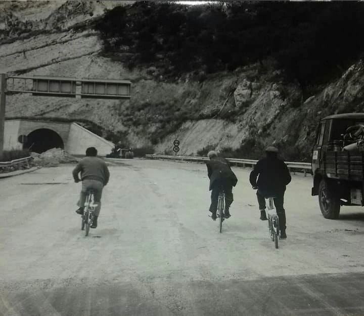 operai a lavoro per la 131 a sassari
