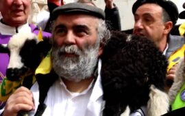 Il momento in cui i pastori sardi portarono 1000 pecore a Cascia