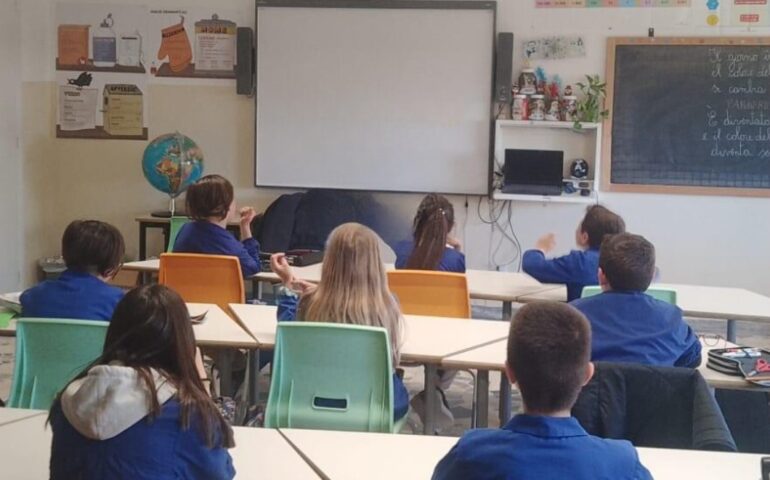 una scuola a tortolì