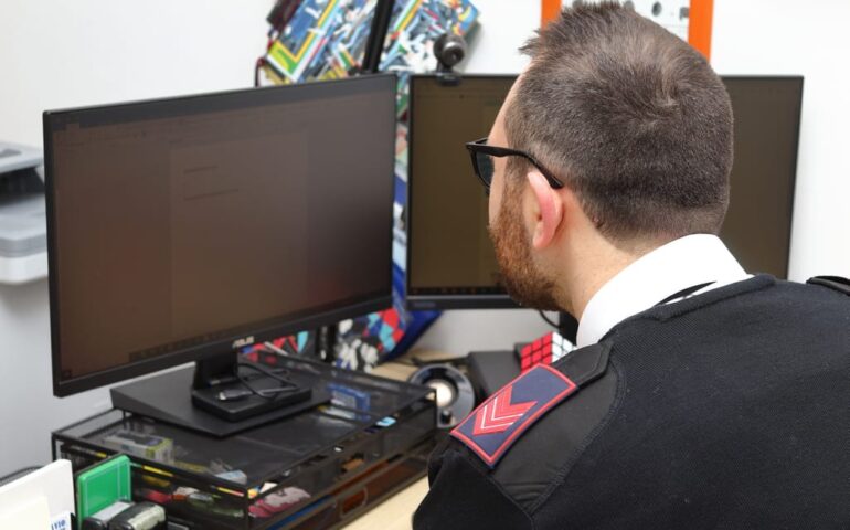 carabinieri truffa