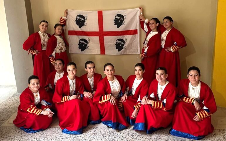 gruppo folk luras