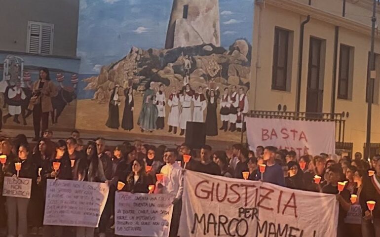 La fiaccolata per Marco mameli