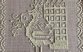 Il meraviglioso Filet di Bosa nell’interpretazione artistica di Anna Gardu: provate a indovinare i “materiali” usati!