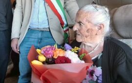 Lanusei ha festeggiato i meravigliosi 103 anni di Tzia Anna Maria Demuro