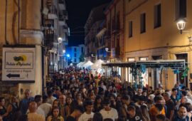 In migliaia alla Fiera delle Ciliegie di Lanusei: un weekend di festa tra tradizione, gusto e divertimento