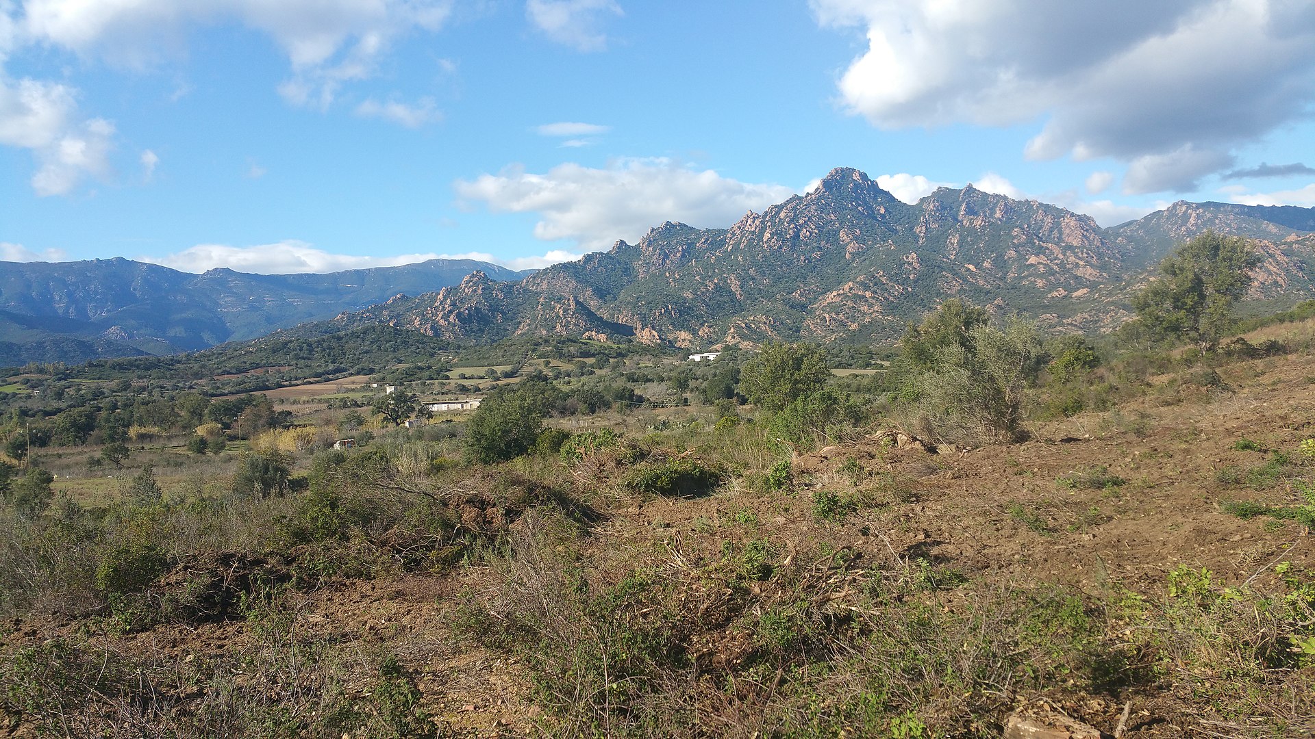 Monte Munduge (Wikipedia)