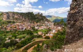 Ulassai lancia “Legarti”: un progetto internazionale di arte, comunità e paesaggio nel cuore dell’Ogliastra