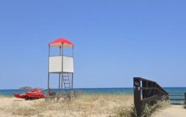 Spiagge sicure: da oggi attivo, lungo le principali spiagge del territorio, il salvamento a mare
